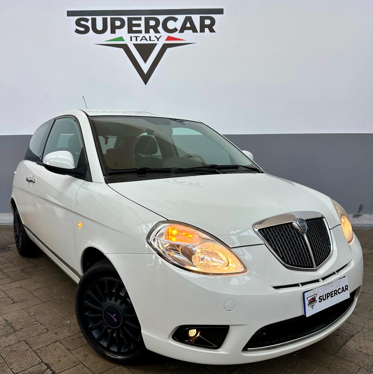 Lancia Ypsilon 1.2 Benz (Euro 5A), neopa, uni propriet, impeccabile