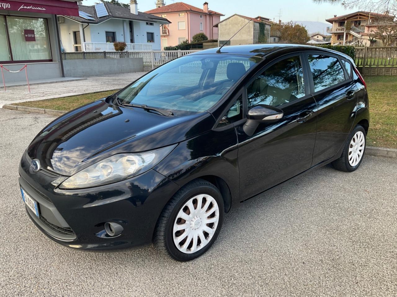 Ford Fiesta Fiesta 1.4 TDCi 68CV 5 porte