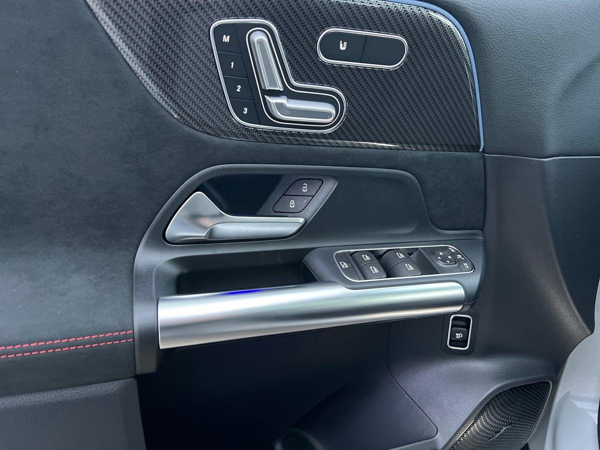 Mercedes-Benz Mercedes-AMG GLA 35 4MATIC