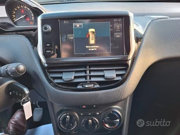 Peugeot 2008 HDI 100cv GT-LINE CLIMA CERCHI CRUISE MULTIFUNZION VETRI PRYVE APPLE CAR PLAY CAMERA