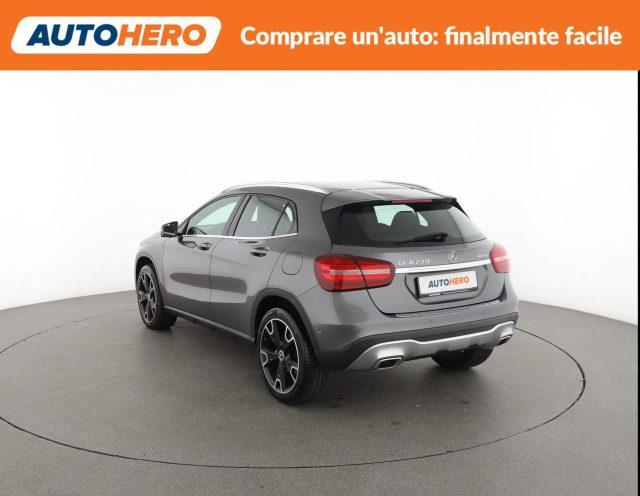 MERCEDES-BENZ GLA 220 Automatic 4Matic Sport