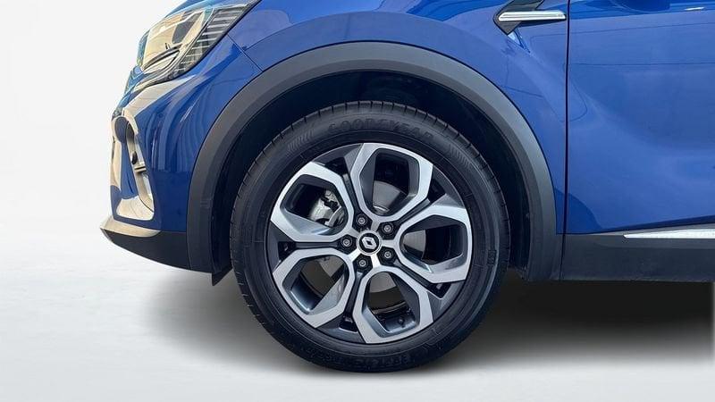 Renault Captur 1.6 E-Tech hybrid Techno Fast Track 145cv auto