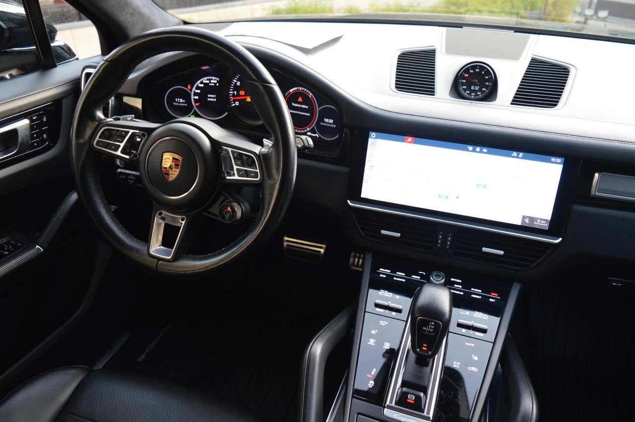 Porsche Cayenne 4.0 V8 Turbo