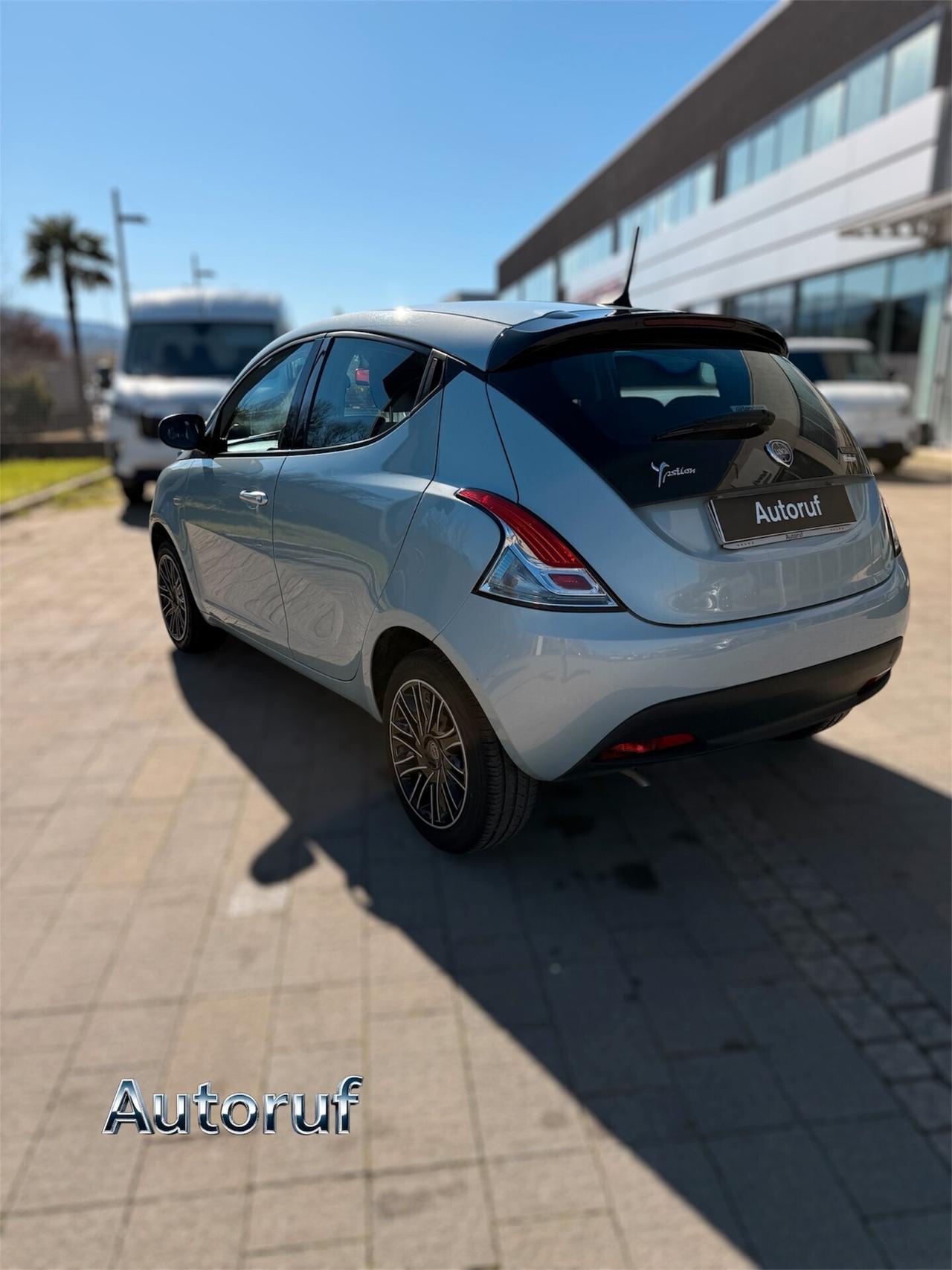 Lancia Ypsilon 1.0 FireFly 5 porte S&S Hybrid 2023