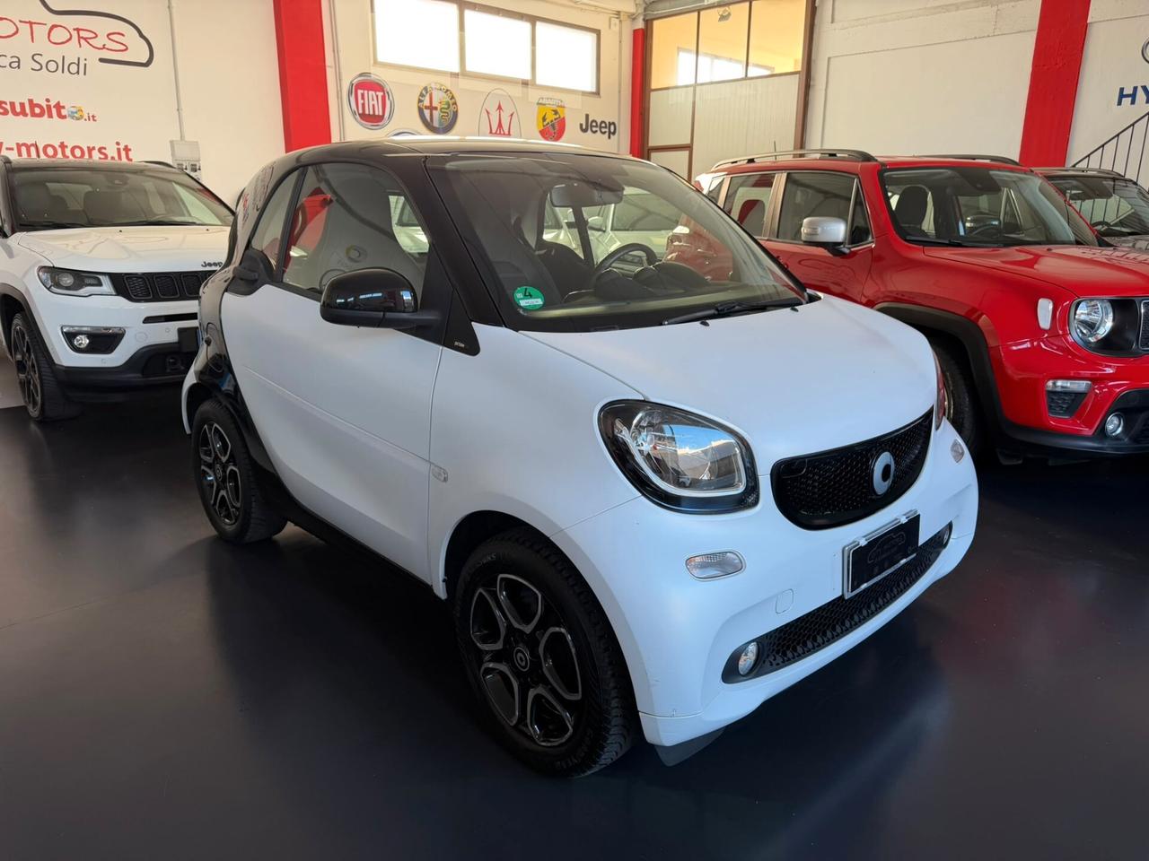 Smart ForTwo 70 1.0 Prime Navi Pelle