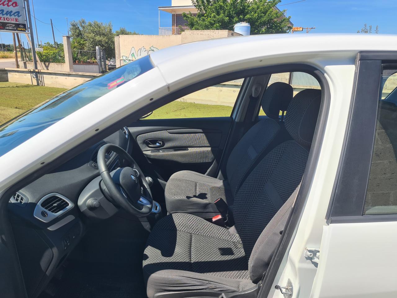 Renault Scénic X-Mod 1.5 dCi 110CV 2012 NEOPATENTATI