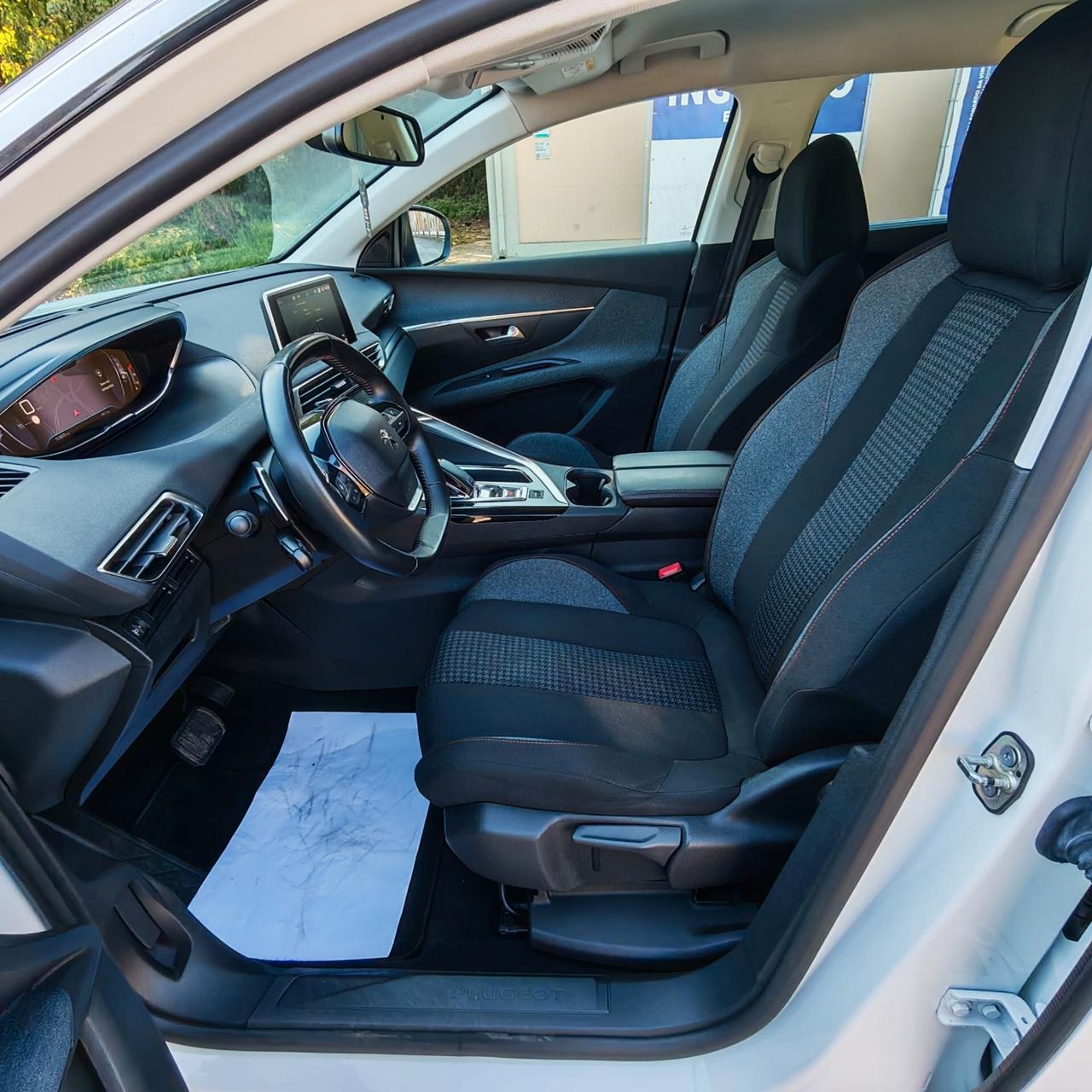 Peugeot 5008 BlueHDi 130 S&S EAT8 Business