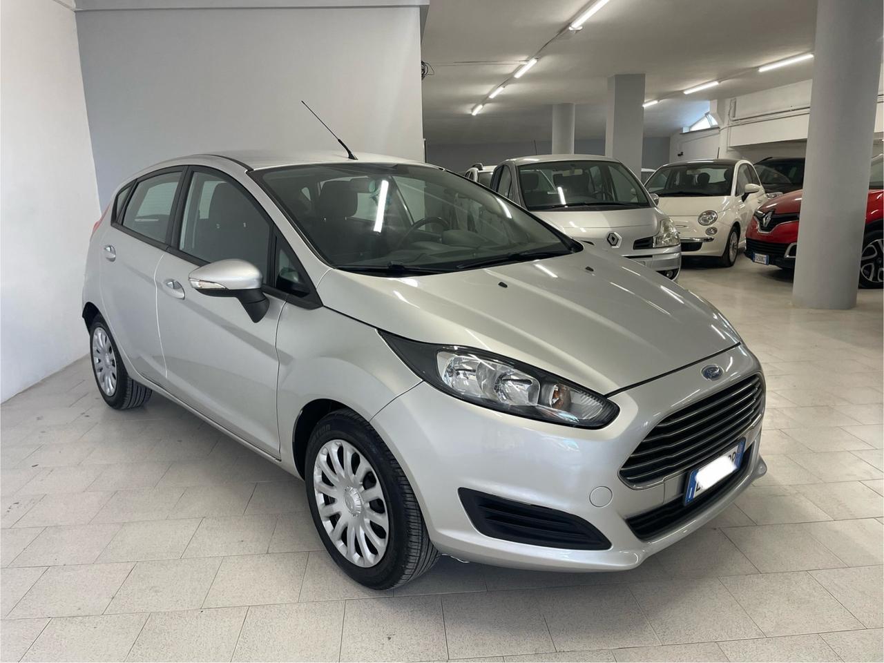 Ford Fiesta 1.4 5 porte Bz.- GPL Business Perfetta !