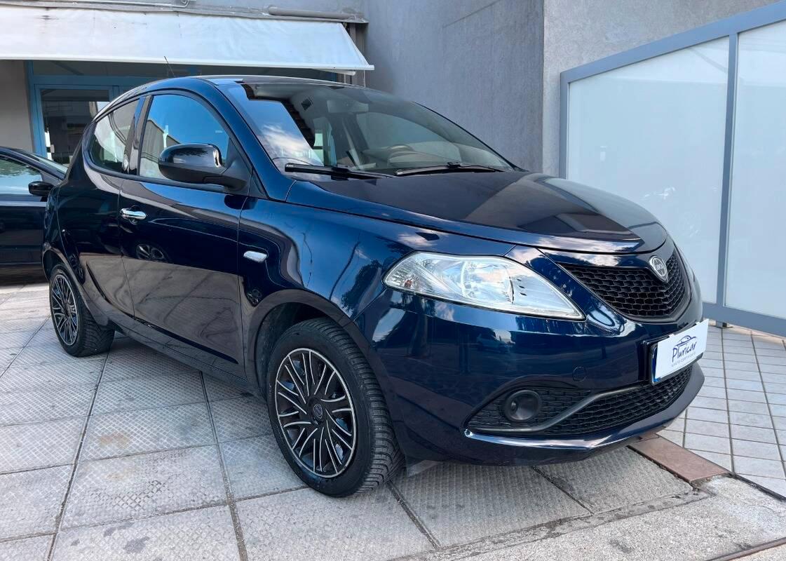 Lancia Ypsilon 1.2 Gold ecochic Gpl 69cv my19
