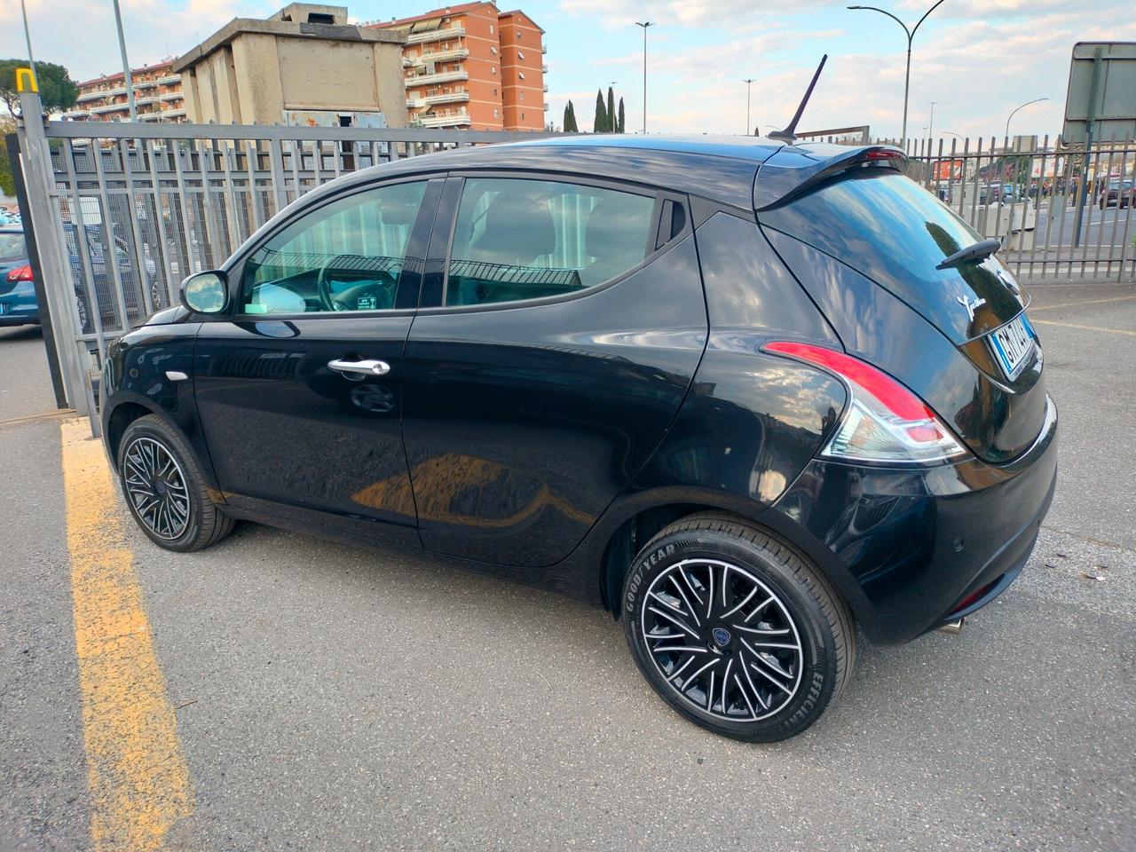 YPSILON HYBRID GOLD SENZA OBBLIGO FINANZIAMENTO