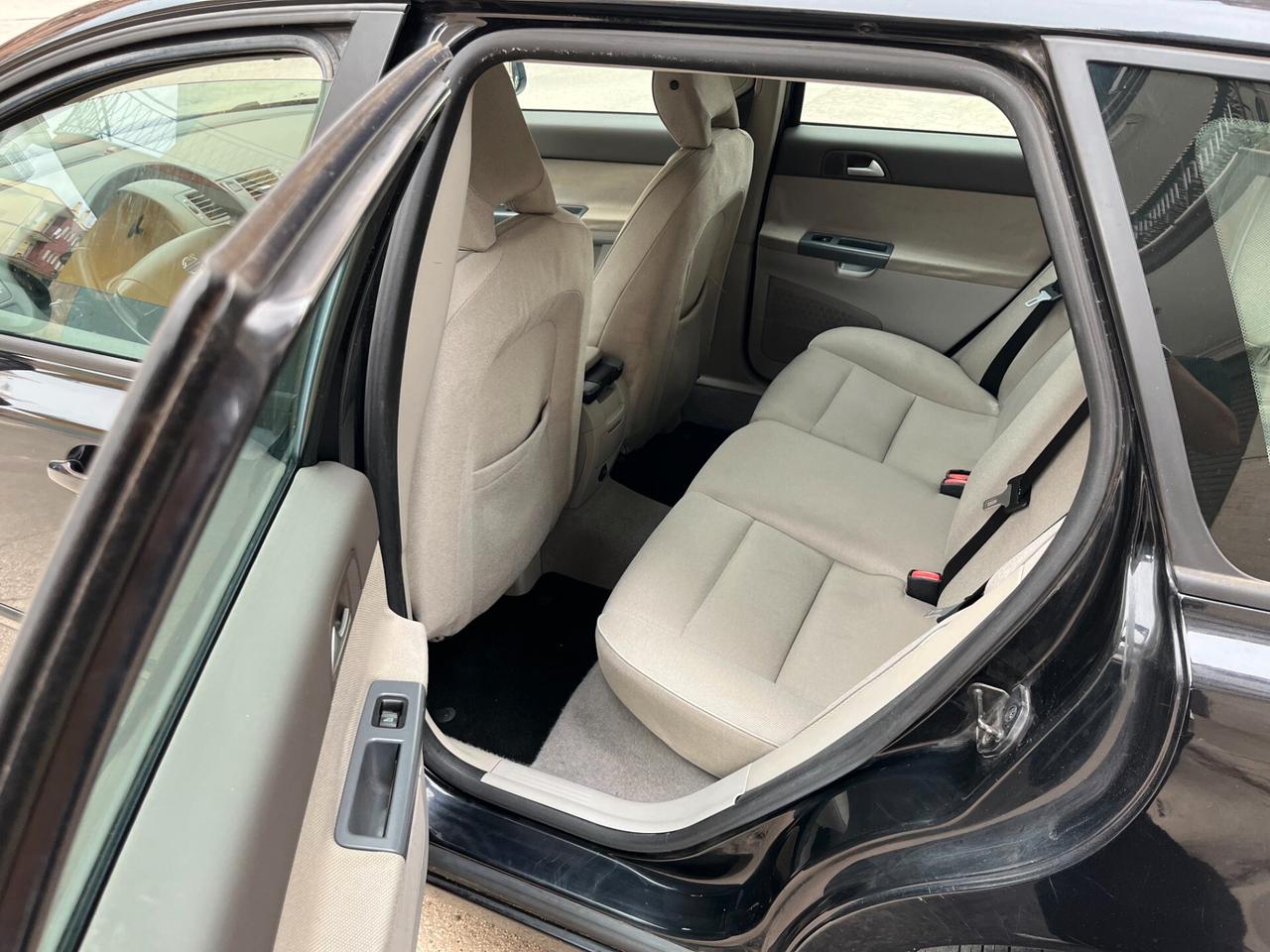 Volvo V50 D2 POLAR
