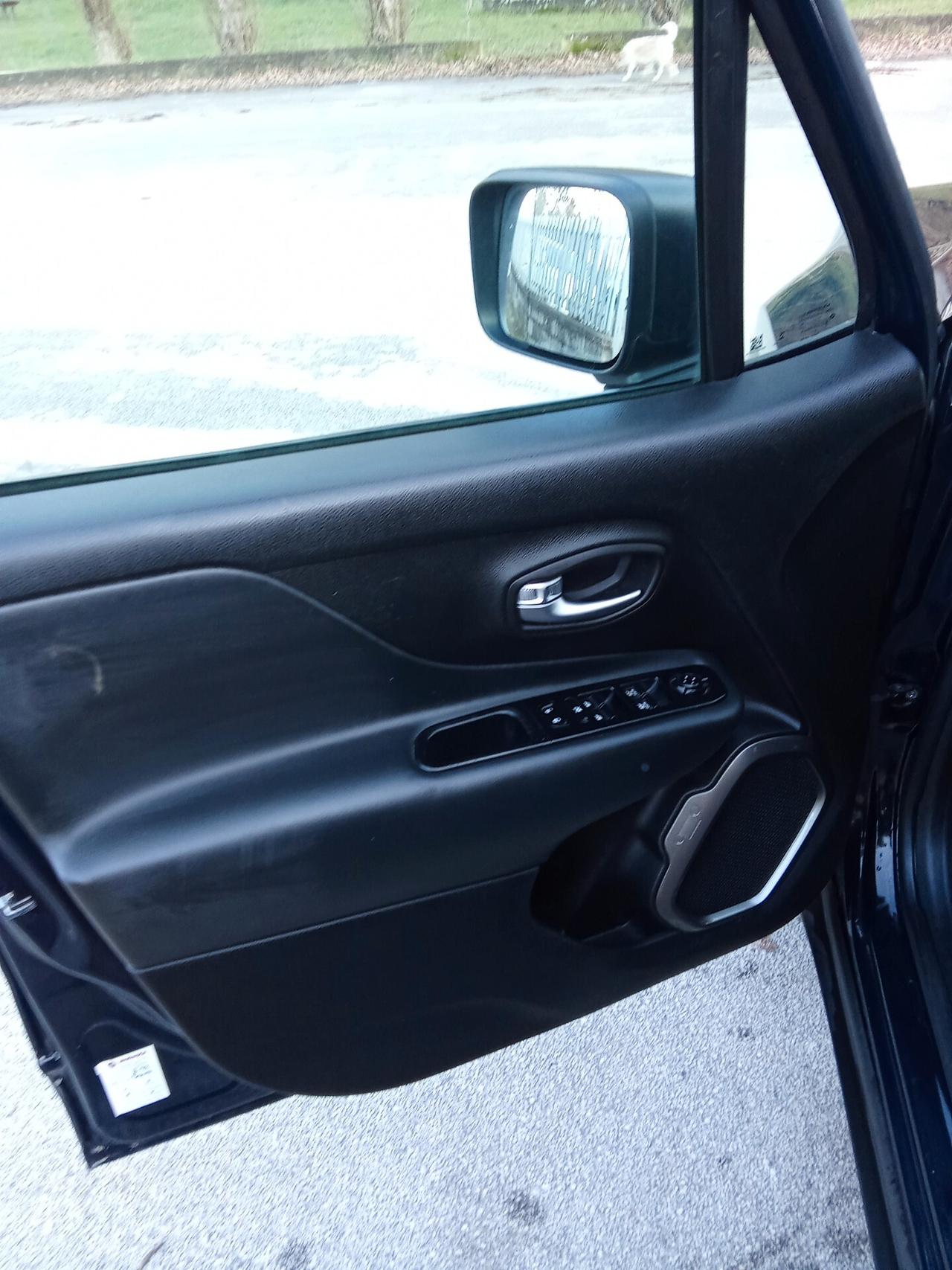 Jeep Renegade 2.0 Mjt 140CV 4WD 019