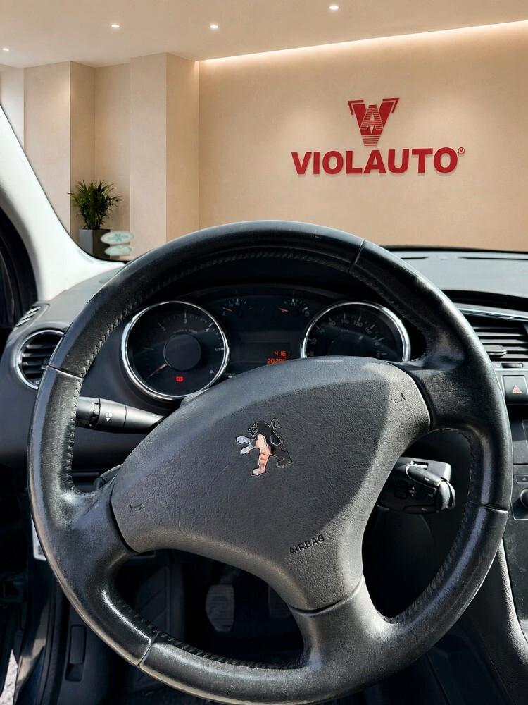 Peugeot 3008 1.6 HDi 112CV Access