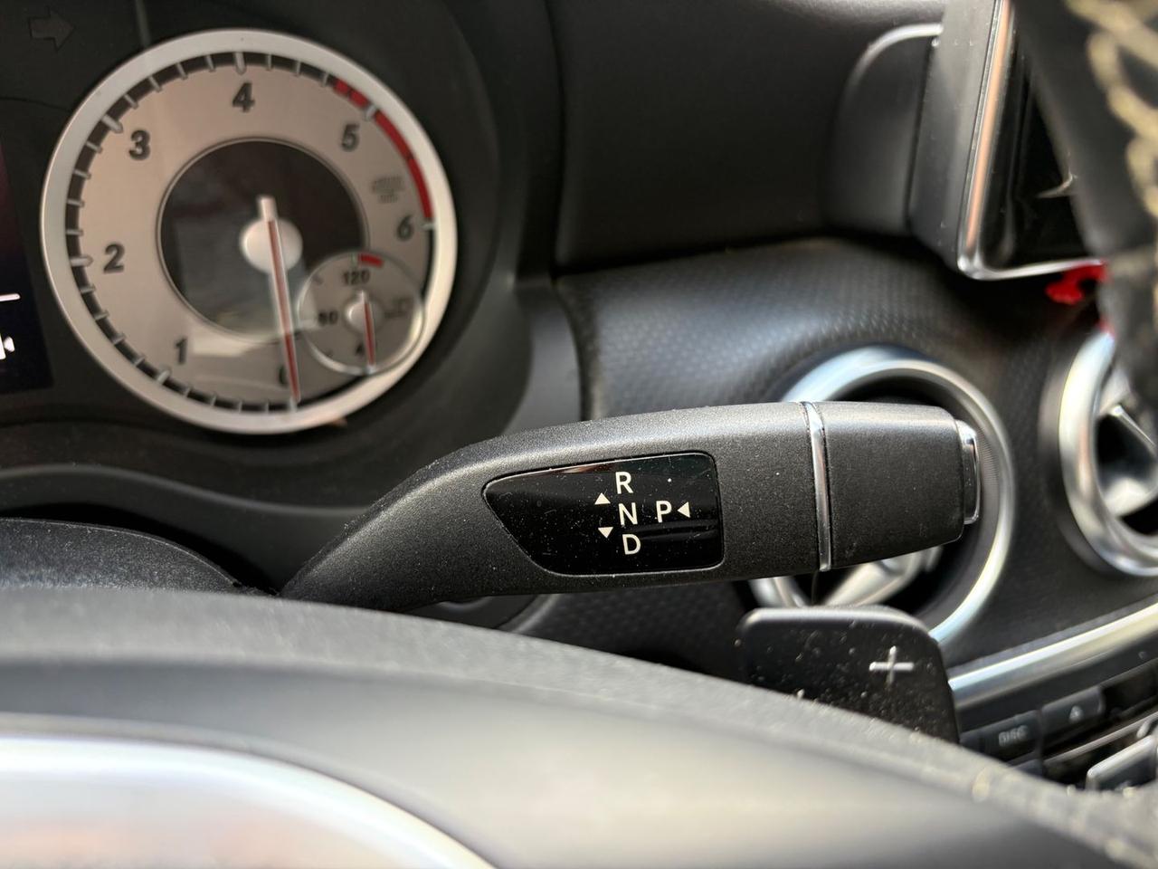 Mercedes-Benz A 200 CDI BlueEFFICIENCY Sport #5435