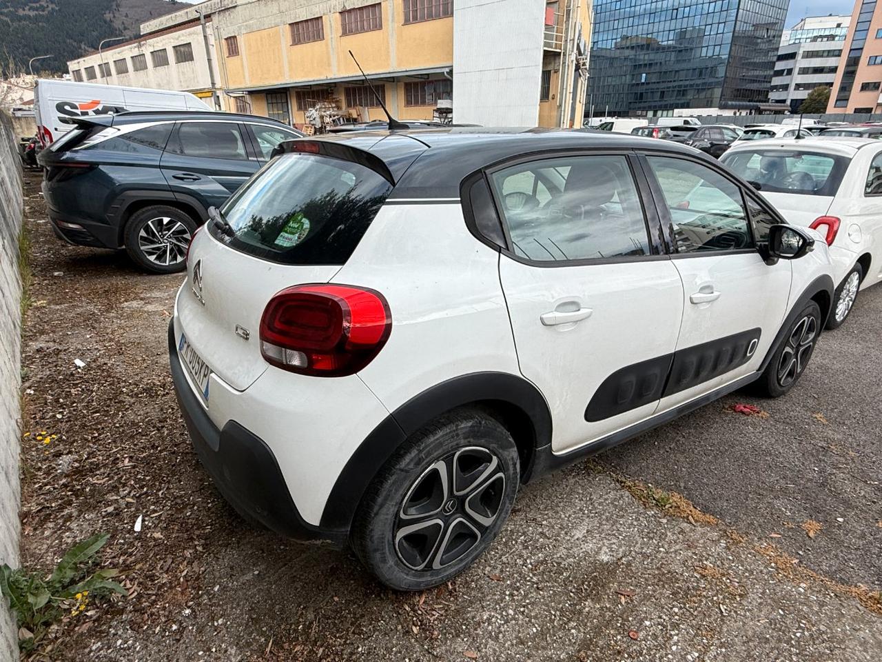Citroen C3 1.2 puretech Shine s&s 83cv neopatentati my18