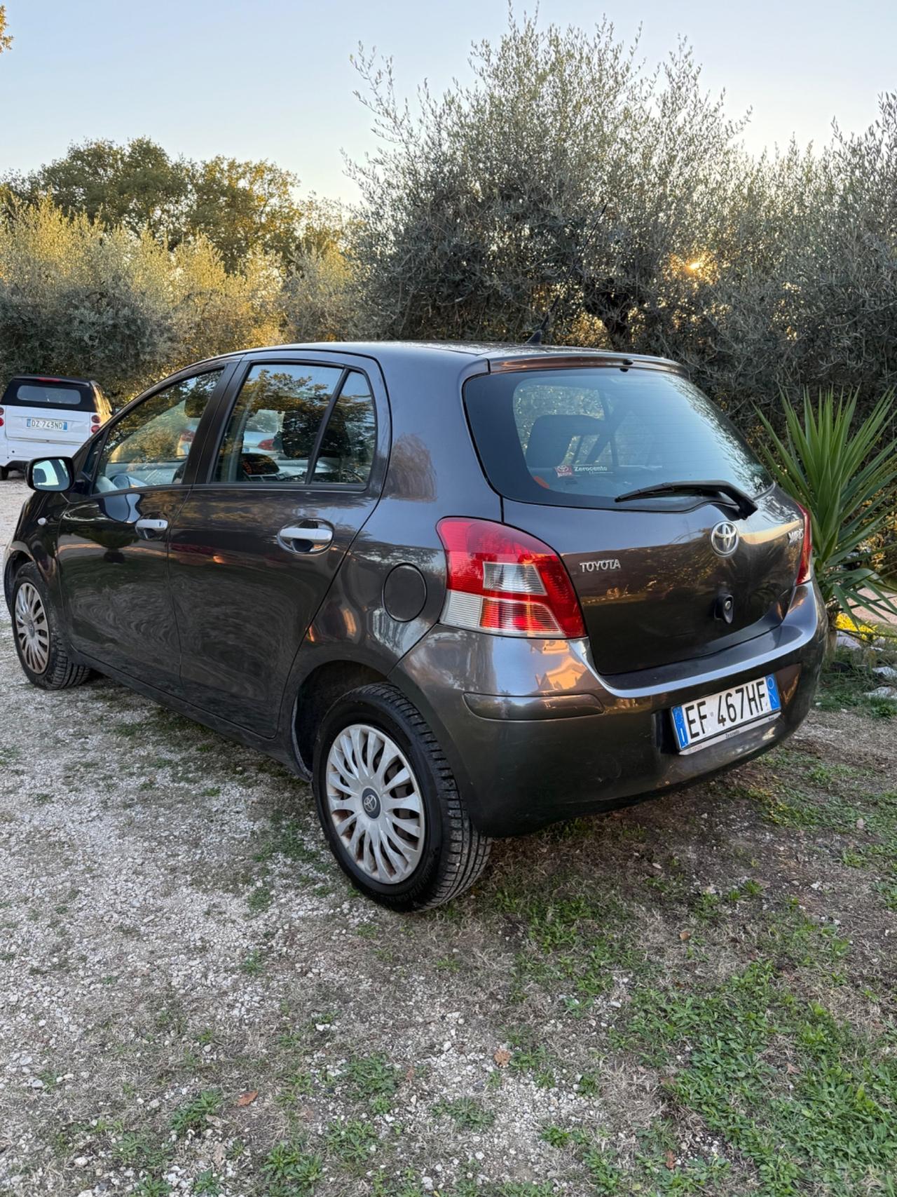 Toyota Yaris 1.4 D-4D DPF 5 porte