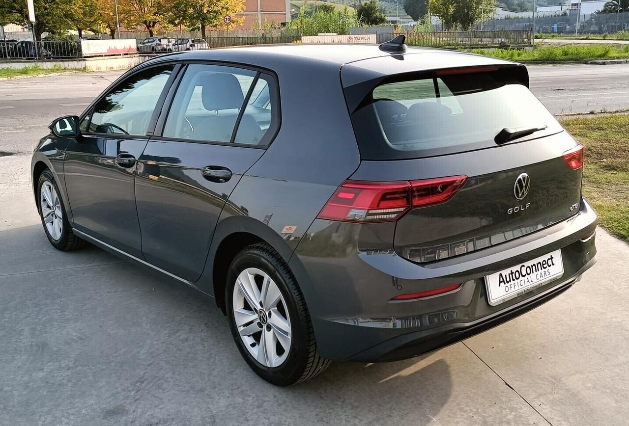 Volkswagen Golf 8 1.0 eTSI EVO 110cv DSG Life