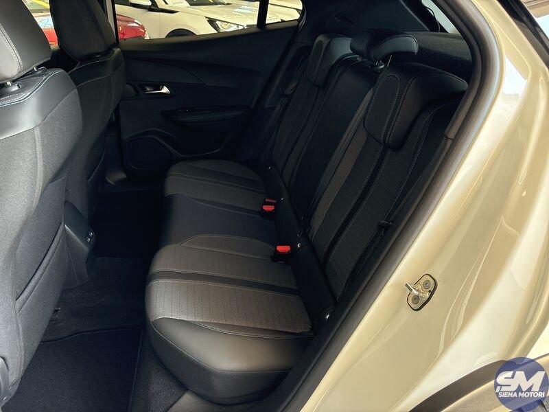 Peugeot 2008 2008 BlueHDi 130 S&S EAT8 Allure Pack