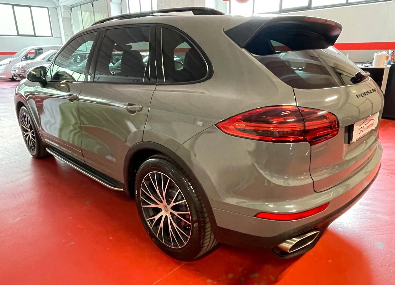 Porsche Cayenne FULL OPTIONAL