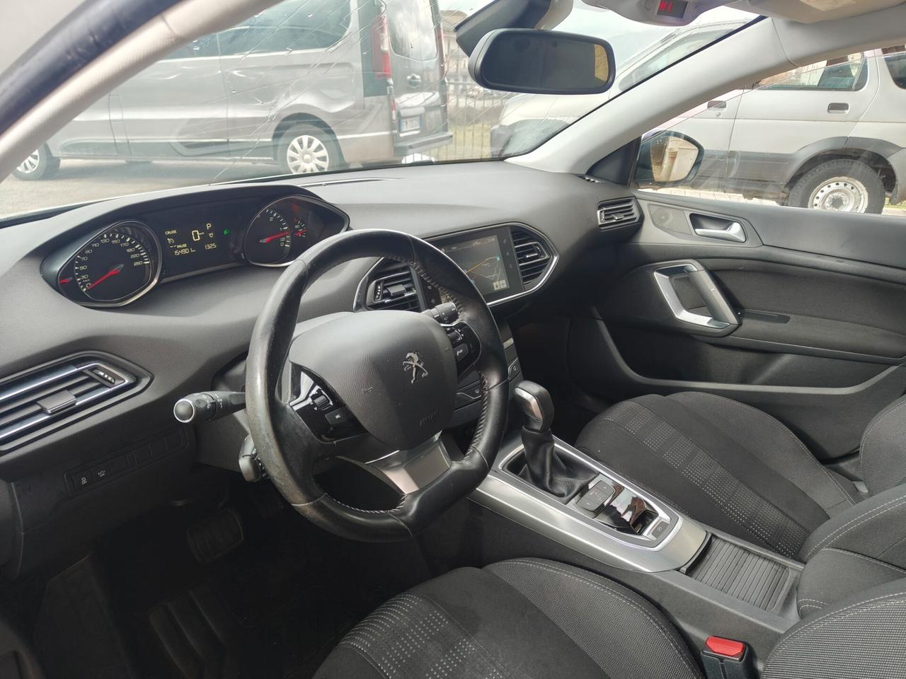 Peugeot 308 BlueHDi 120 S&S EAT6 SW Allure