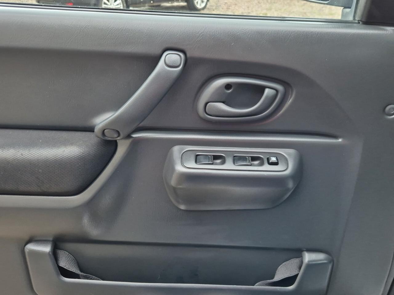 Suzuki Jimny 1.5 DDiS cat 4WD JLX