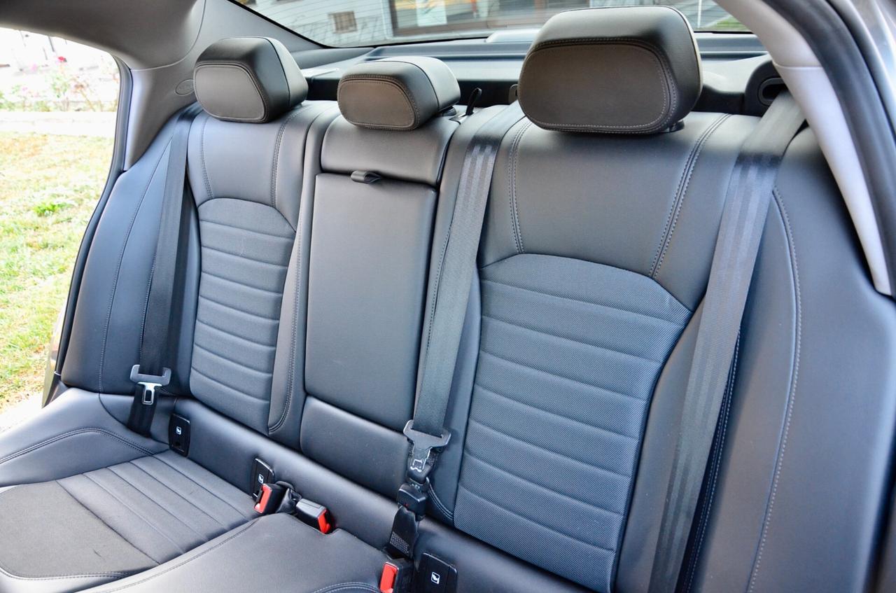 ALFA ROMEO GIULIA 2.2 TD 190cv AT8, ECCELLENTI CONDIZIONI, UFF ITALIANA, SERVICE UFFICIALI, EURO 6D, FARI XENO, NAVI, RETROCAMERA, APPLE ANDROID, PERMUTE