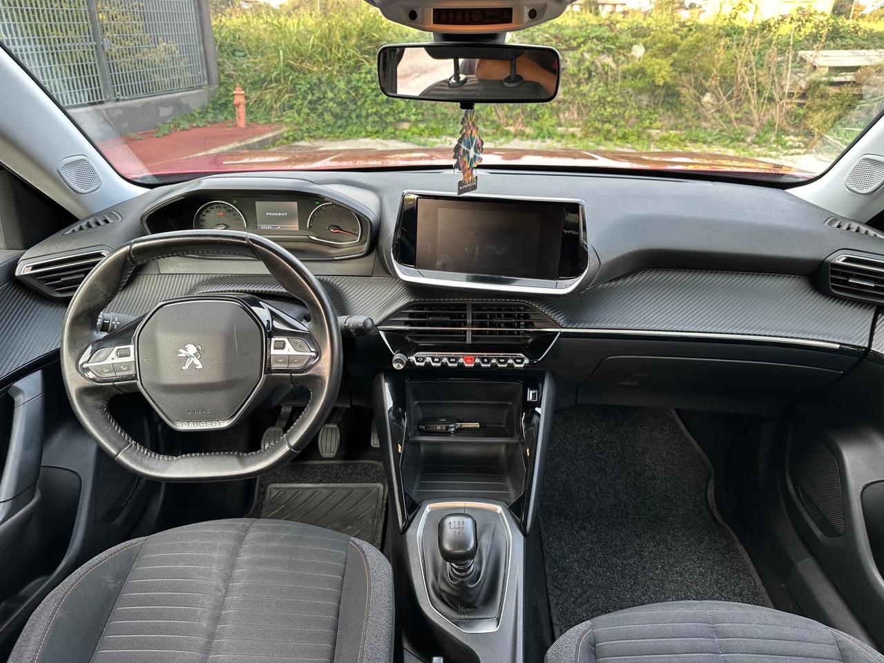 Peugeot 2008 PureTech 100 S&S Allure