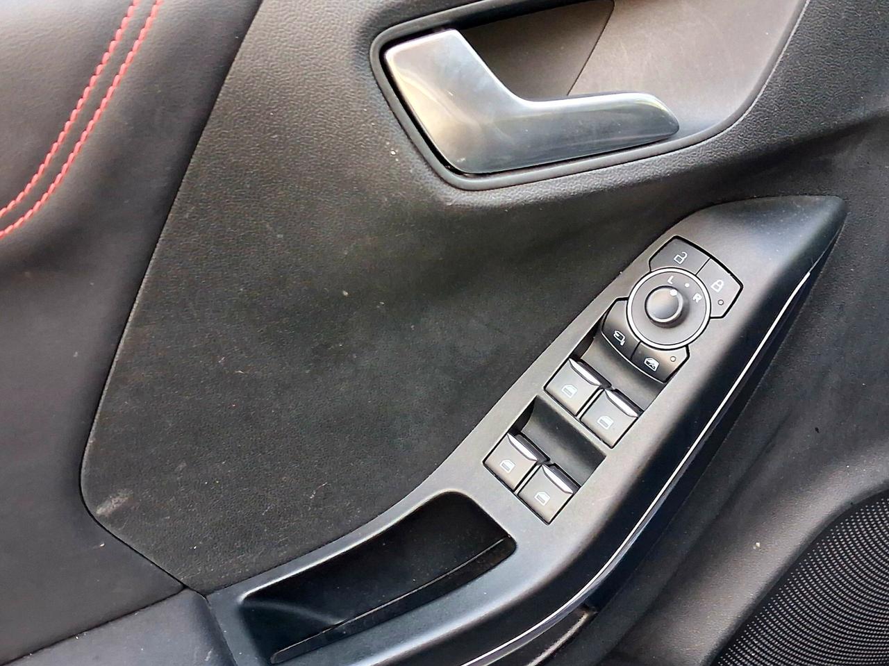 Ford Puma 1.0 EcoBoost Hybrid 125 CV S&S ST-Line
