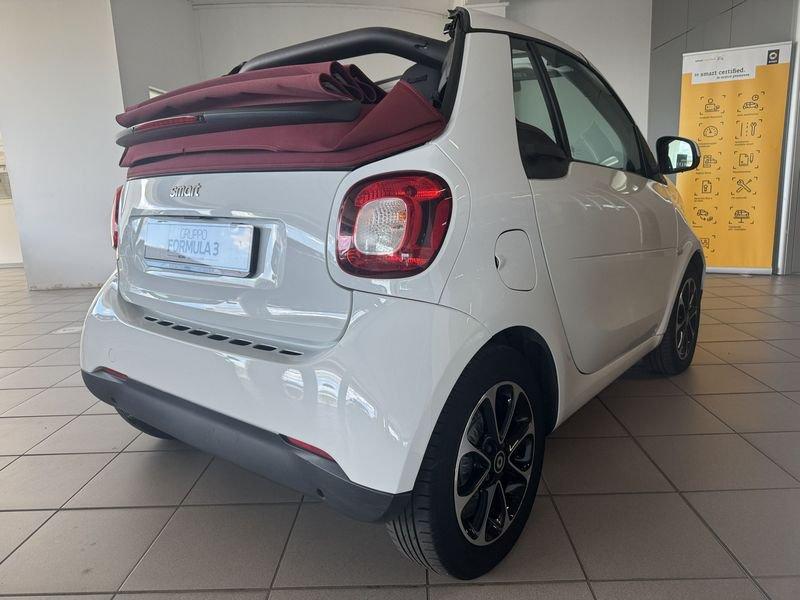 smart fortwo fortwo 70 1.0 twinamic cabrio Passion
