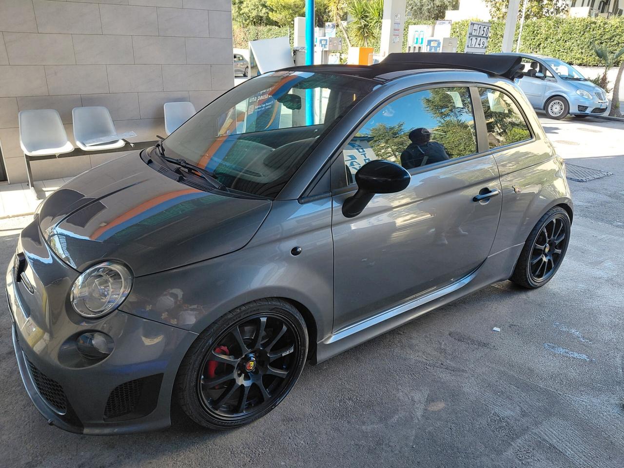 Abarth 500 C 1.4 Turbo T-Jet MTA