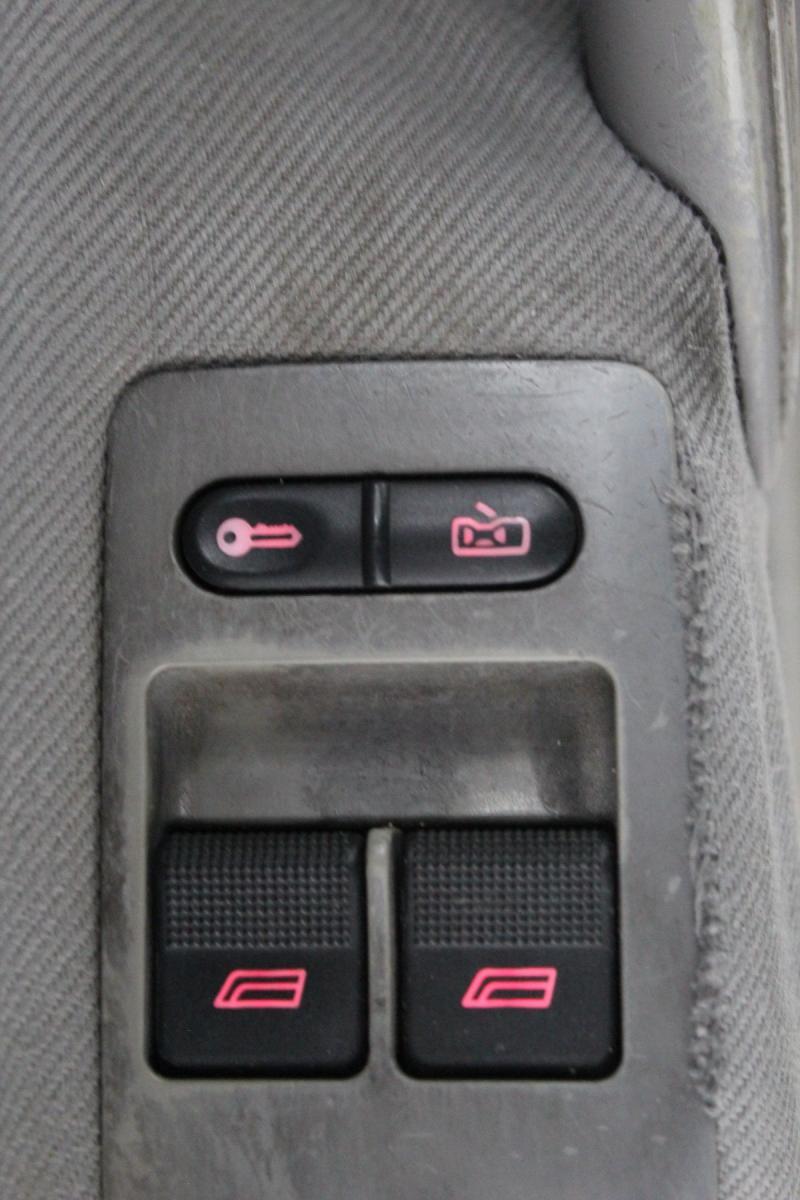 VOLKSWAGEN - Lupo - 16V Highline