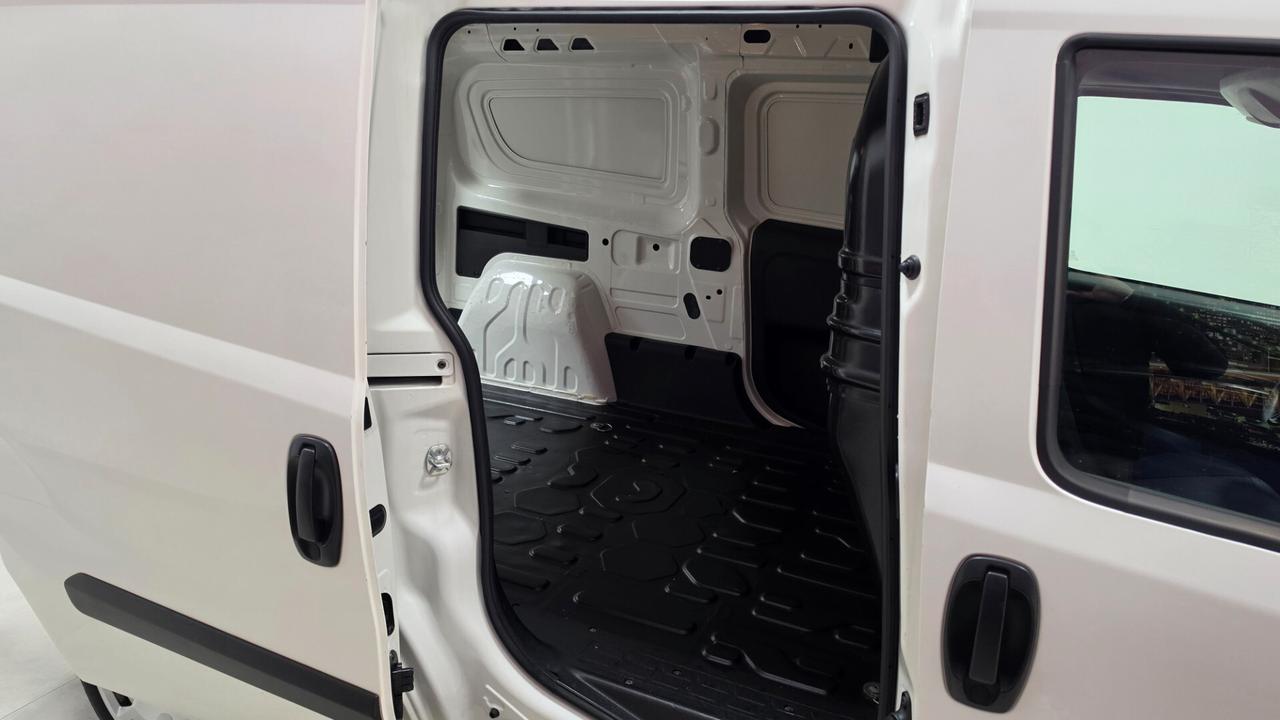 Fiat Doblò 1.6 MJT 105CV S&S PL-TA Cargo Maxi XL Lounge