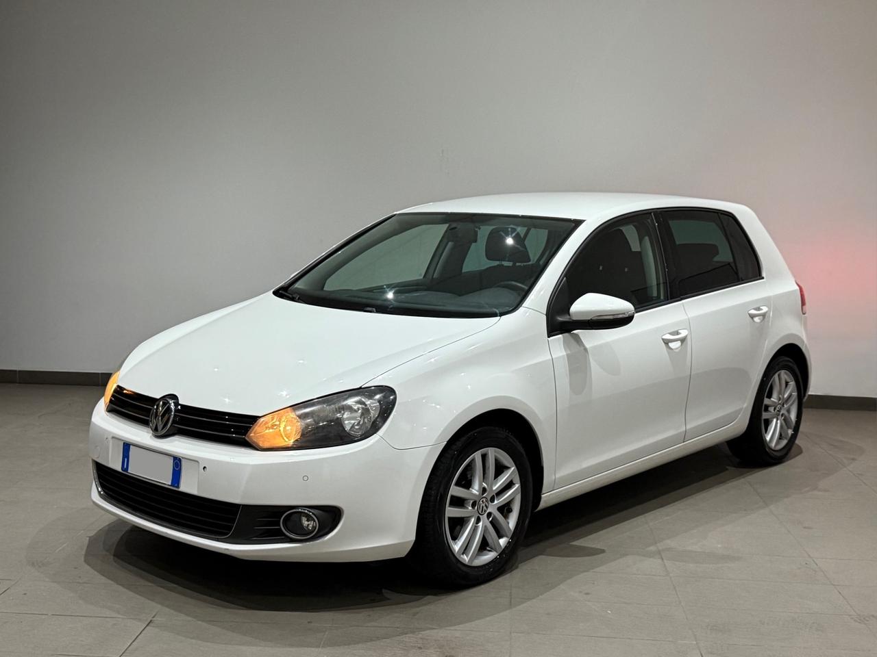 Volkswagen Golf 1.6 TDI DSG Highline Per Neopatentati