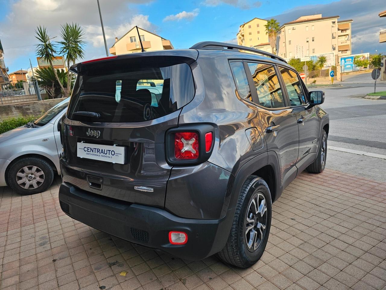Jeep Renegade 1.6 Mjt DDCT 120 CV Longitude