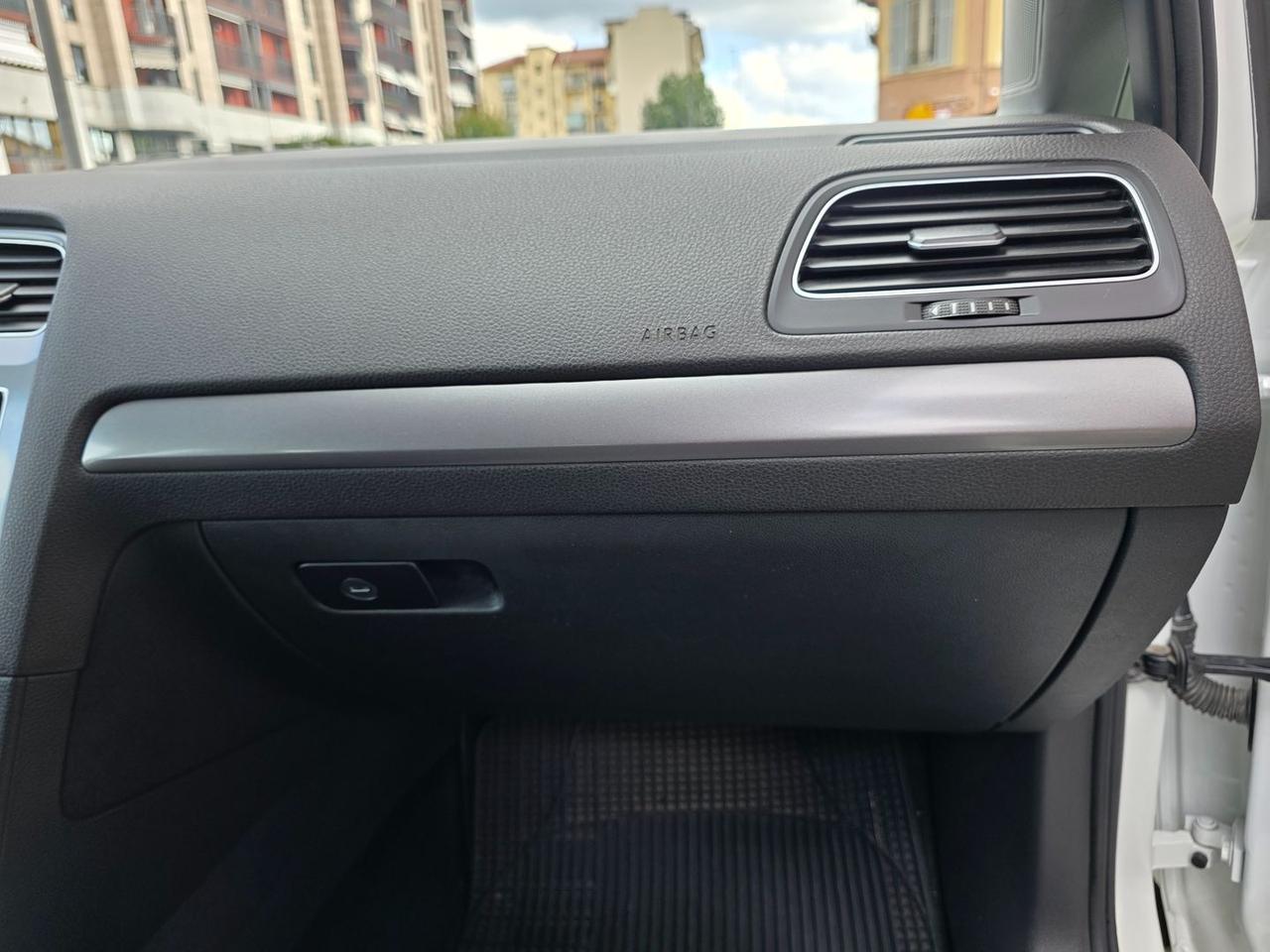 Volkswagen Golf VW Golf 1.6 TDI BlueMotion H #7003