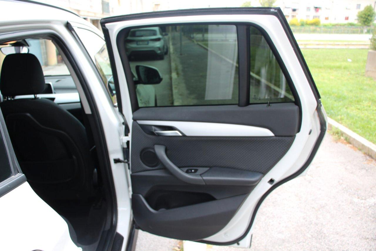 BMW X1 xdrive18d Advantage auto