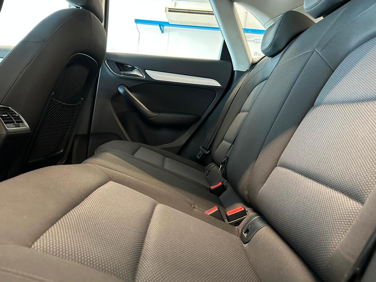 Audi Q3 BUSINESS 2.0 TDI 120 CV 6mt