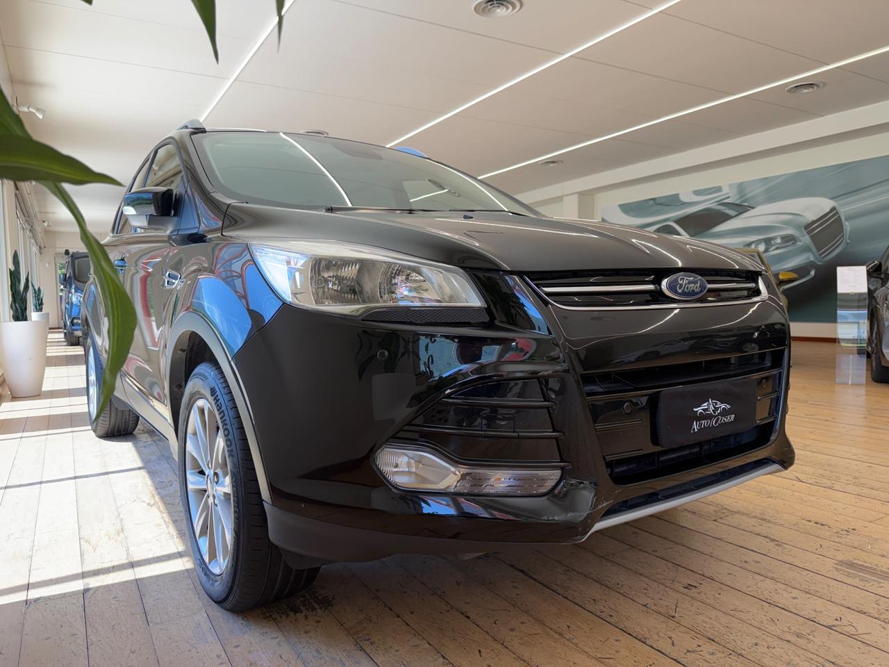 Ford Kuga 2.0 TDCI 150 CV S&S 4WD Powershift Titanium