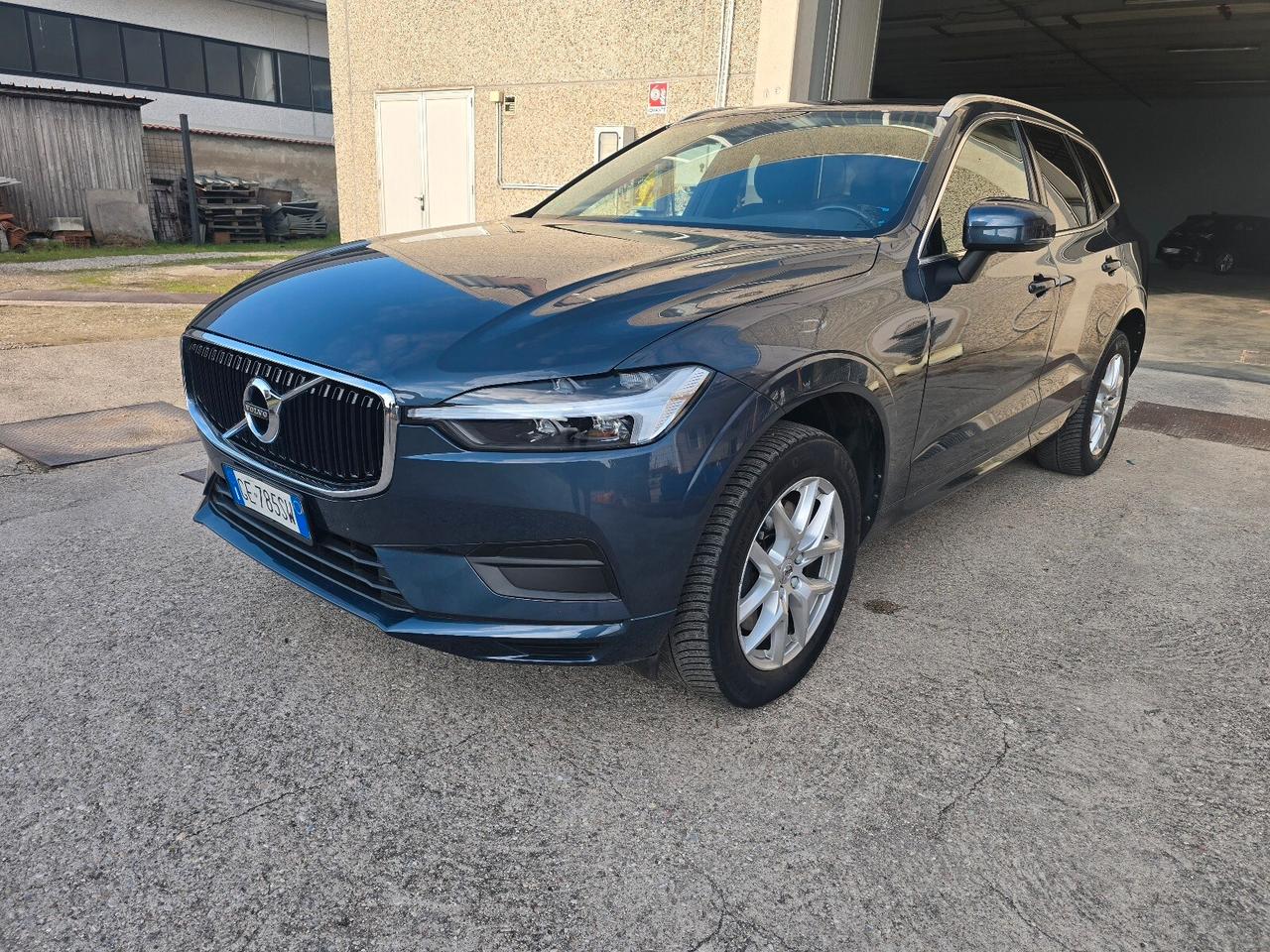 Volvo XC 60 XC60 B4 (d) AWD Geartronic Business