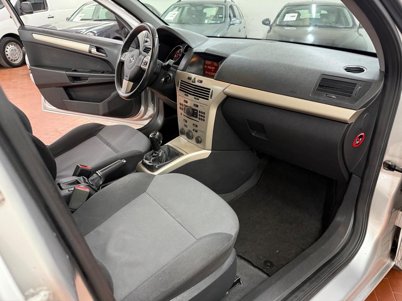 Opel Astra 1.7 CDTI Cosmo Ok neopatentati