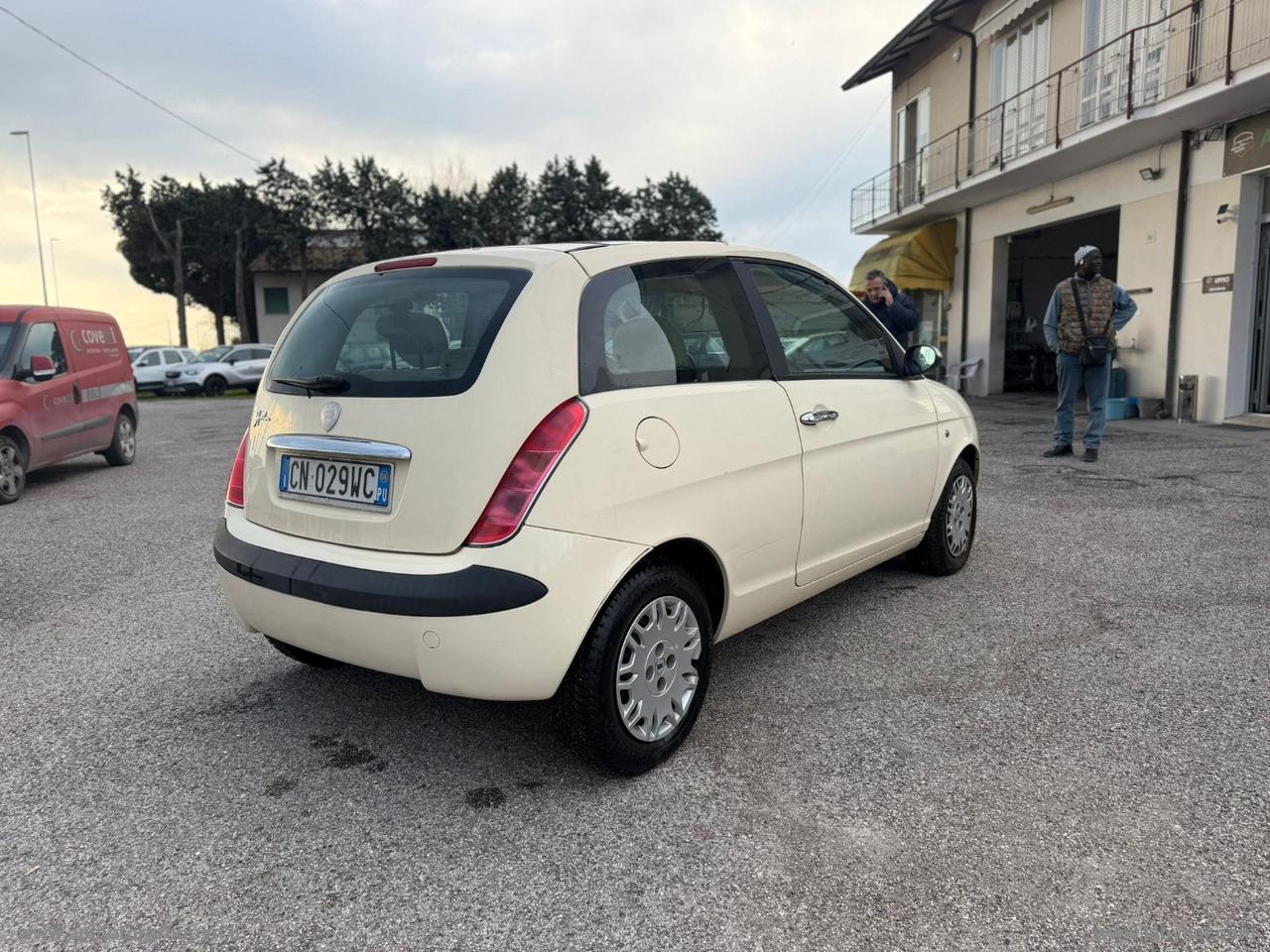 LANCIA Ypsilon 1.2 Oro