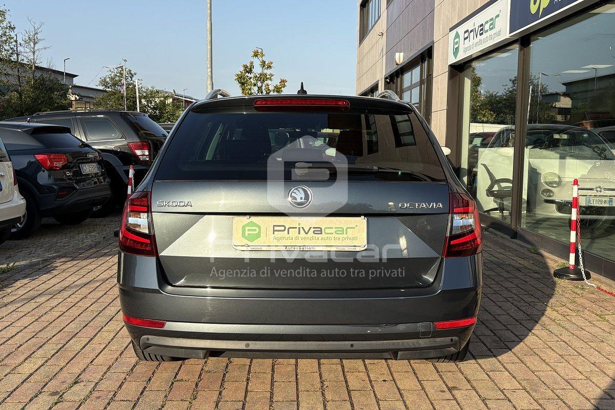 SKODA Octavia 1.6 TDI CR 115 CV DSG Wagon Executive