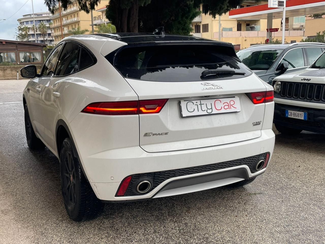 Jaguar E-Pace 2.0D 180 CV AWD R-Dynamic
