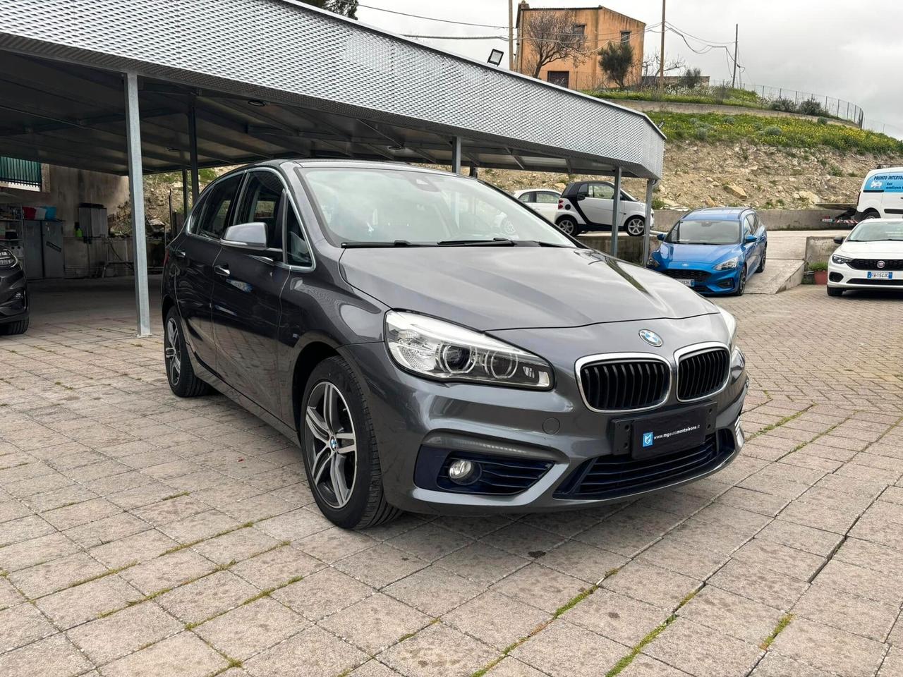 BMW 216 - 2015