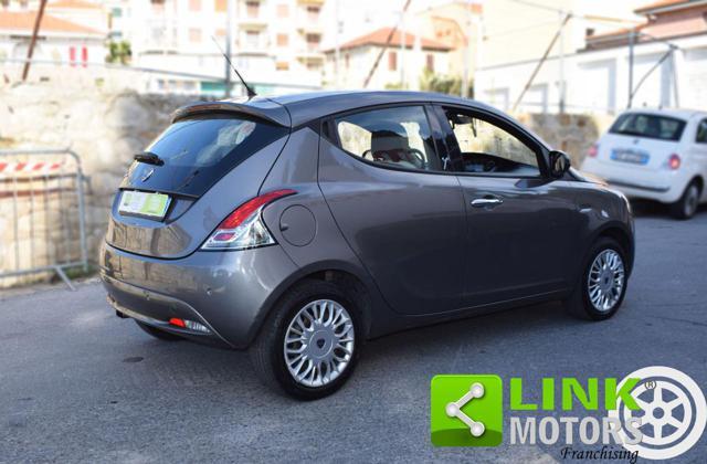 LANCIA Ypsilon 1.2 69 CV 5 porte PER NEOPATENTATI !!!