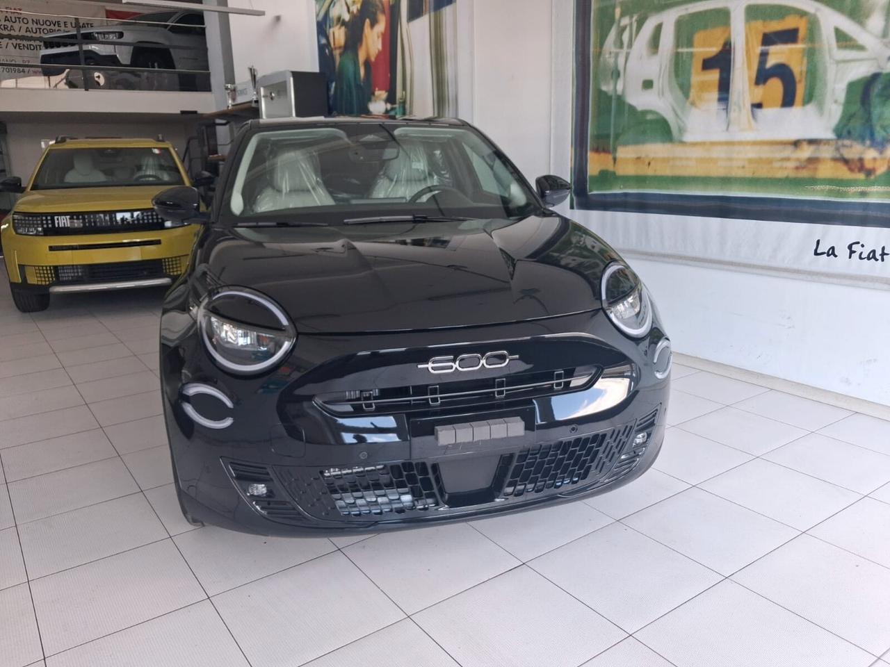 Fiat 600 Hybrid 110 CV DCT MHEV La Prima