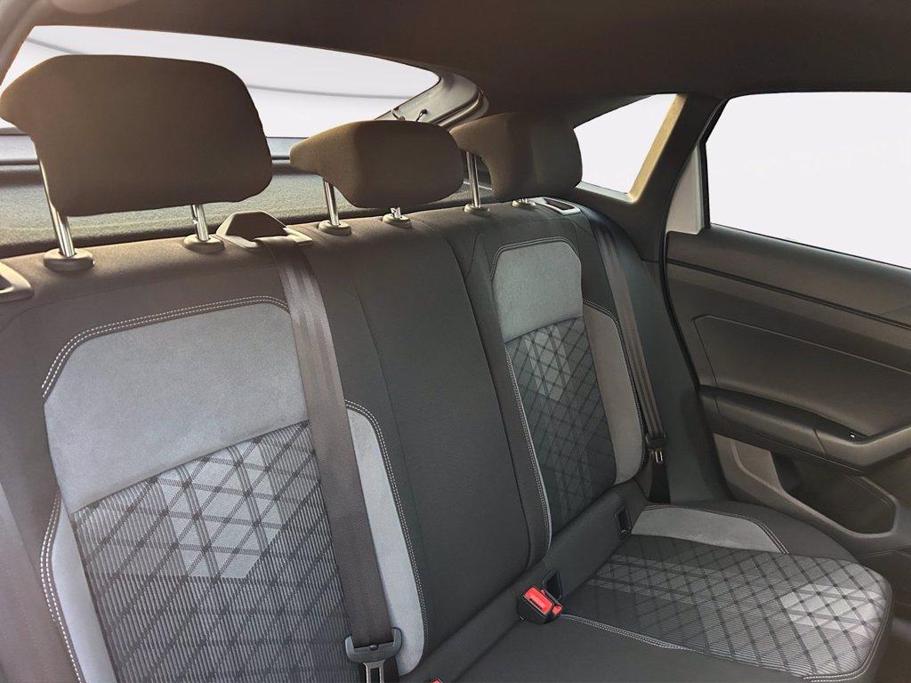 VOLKSWAGEN Taigo 1.0 tsi r-line 115cv del 2024