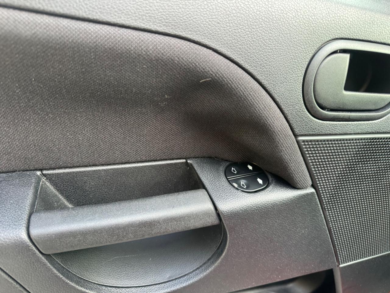 Ford Fiesta 1.4 TDCi 5p. Ghia 2008