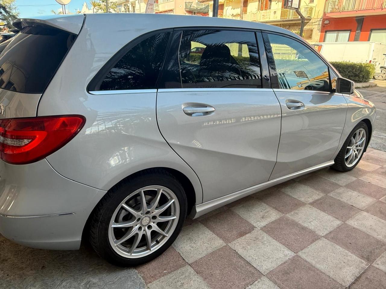 Mercedes-benz B 180 CDI Premium