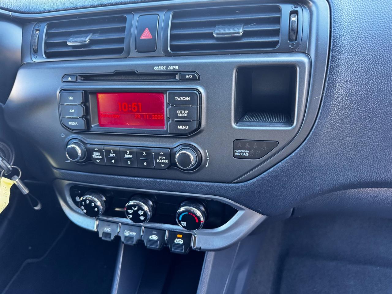 Kia Rio 1.2 CVVT 5p. EX PLUS neopatentato